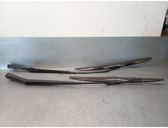 Recambio de brazo limpia delantero derecho para ford focus berlina (cak) 1.8 16v cat referencia OEM IAM XS4117527AB  