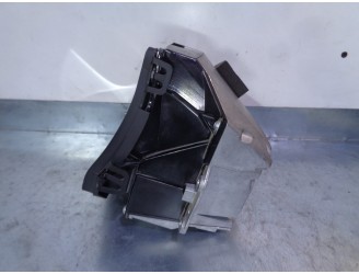Replacement multifunction display for Audi A6 Sedan (4GC) 3.0 V6 24V TDI OEM IAM reference 4G0919604M A2C83296500 CONTINENTA