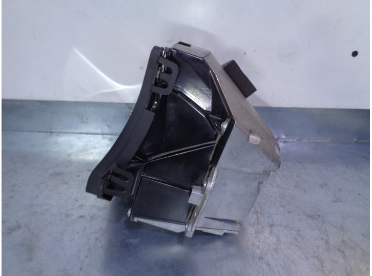 Replacement multifunction display for Audi A6 Sedan (4GC) 3.0 V6 24V TDI OEM IAM reference 4G0919604M A2C83296500 CONTINENTA