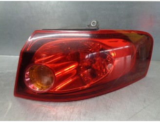 Recambio de piloto trasero derecho para fiat croma (194) 1.9 jtd 16v cat referencia OEM IAM 51727249 DE ALETA 5 PUERTAS