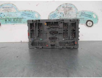 Recambio de caja reles / fusibles para citroën jumpy 1.9 diesel referencia OEM IAM 04095211915 