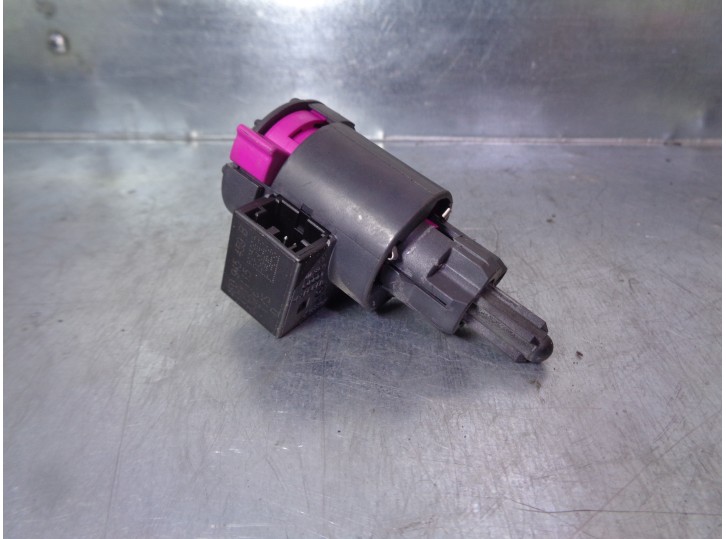 Recambio de sensor para audi a6 berlina (4gc) 3.0 v6 24v tdi referencia OEM IAM 4F0945459B 