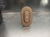 Recambio de mando elevalunas trasero izquierdo para kia carnival 2.9 crdi cat referencia OEM IAM 202004533 3ª FILA