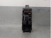 Replacement relay / fuse box for Volvo S40 saloon 1.6 CAT OEM IAM reference 30807016 