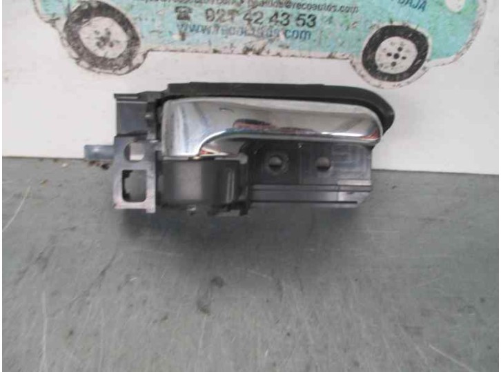 Recambio de maneta interior trasera derecha para toyota avensis berlina (t25) 1.8 16v cat referencia OEM IAM 50594A1 