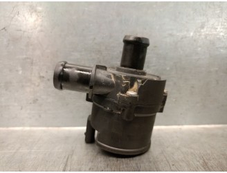 Recambio de bomba agua para jaguar xe (x760) 2.0 d referencia OEM IAM DX2318D474AC T2H2556 0392023249 BOSCH