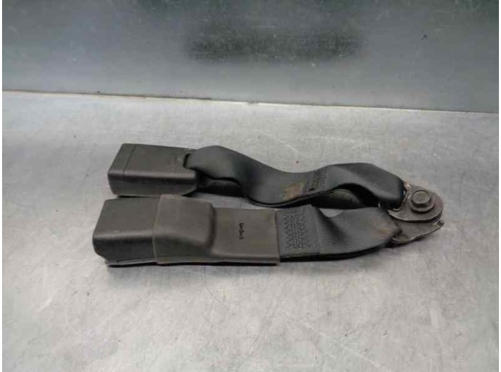 Recambio de enganche cinturon para infiniti fx 5.0 v8 cat referencia OEM IAM 888431CA0C 