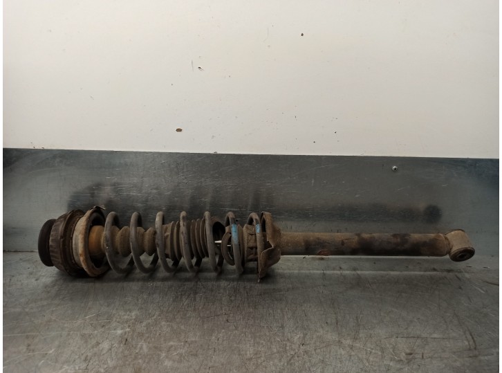 Recambio de amortiguador trasero derecho para ford fiesta berlina (dx) ambiente referencia OEM IAM   