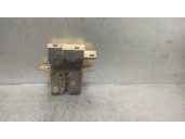 Replacement boot / tailgate lock for Renault Scenic RX4 (JA0) 1.9 dCi diesel cat OEM IAM reference 7700351329 4 PINS 5