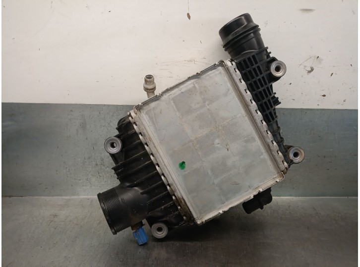 Recambio de intercooler para jaguar xe (x760) 2.0 d referencia OEM IAM GX736K775AE GX736K775AE 