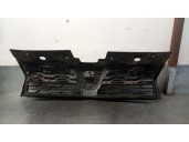 Recambio de rejilla delantera para dacia duster (hs_) 1.5 dci (hsaj) referencia OEM IAM 623100838R 623100838R 