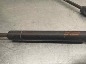 Recambio de amortiguadores maletero / porton para audi a4 berlina (8e) 1.9 tdi referencia OEM IAM 4B5827552F 