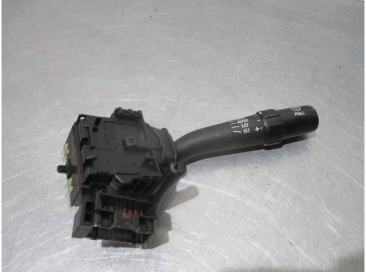 Recambio de mando luces para toyota avensis berlina (t25) 1.8 16v cat referencia OEM IAM 173650 