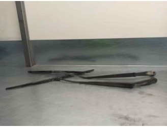 Recambio de brazo limpia delantero derecho para suzuki baleno berlina sy (eg) 1.6 16v cat referencia OEM IAM YB11095  