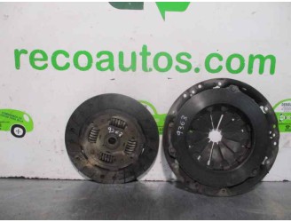 Replacement clutch kit for Fiat 500 (312_) 1.2 LPG (312AXA1A) OEM IAM reference 55269068 M17B2402 FPT
