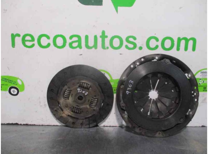 Replacement clutch kit for Fiat 500 (312_) 1.2 LPG (312AXA1A) OEM IAM reference 55269068 M17B2402 FPT