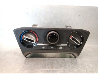Recambio de mando calefaccion / aire acondicionado para hyundai i20 ii (gb, ib) 1.2 referencia OEM IAM 97250C8011 97250C8011SDH 