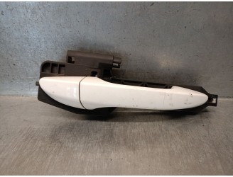 Recambio de maneta exterior delantera derecha para hyundai i20 ii (gb, ib) 1.2 referencia OEM IAM 82661C8050 82661C8050 