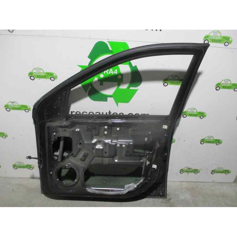 Recambio de puerta delantera derecha para kia sorento 2.5 crdi referencia OEM IAM 760043E111 NEGRA 5 PUERTAS