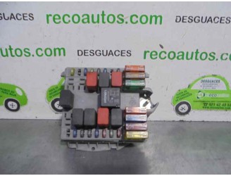 Recambio de caja reles / fusibles para fiat punto berlina (188) 1.9 d elx (i) referencia OEM IAM 46760257 