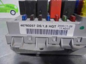 Recambio de caja reles / fusibles para fiat punto berlina (188) 1.9 d elx (i) referencia OEM IAM 46760257 