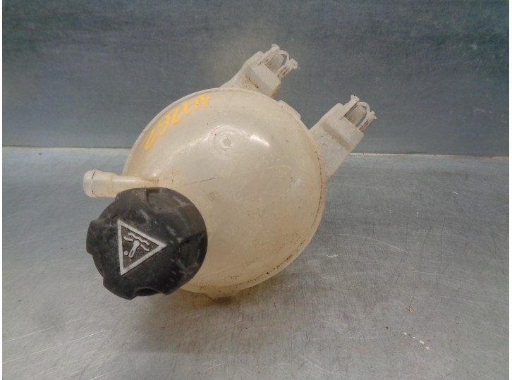 Recambio de deposito expansion para citroën c4 cactus 1.2 12v e-thp / puretech referencia OEM IAM 9800777280 