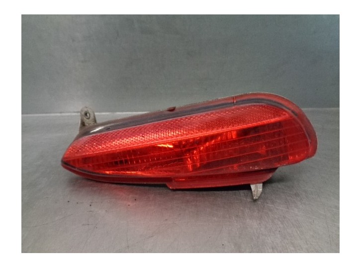 Recambio de faro antiniebla trasero izquierdo para fiat punto (199) 1.3 16v jtd cat referencia OEM IAM 51854698 