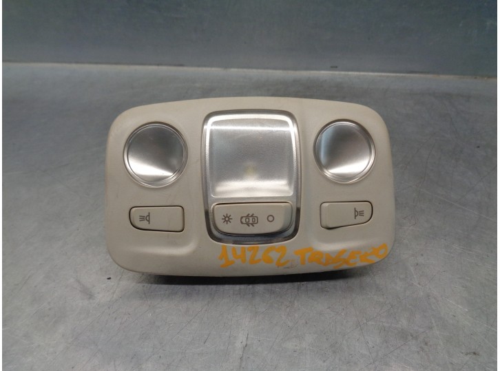 Recambio de luz interior para citroën c4 cactus 1.2 12v e-thp / puretech referencia OEM IAM 96781445BJ TRASERA