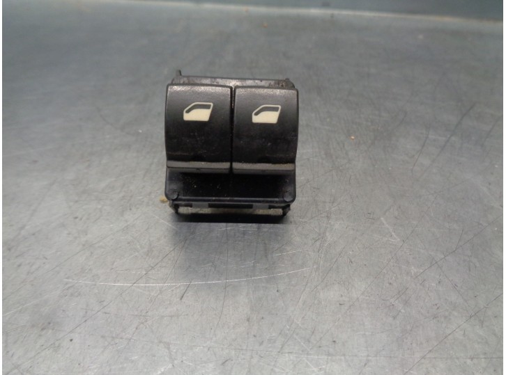 Recambio de mando elevalunas delantero izquierdo para citroën c4 cactus 1.2 12v e-thp / puretech referencia OEM IAM 98106397ZD 