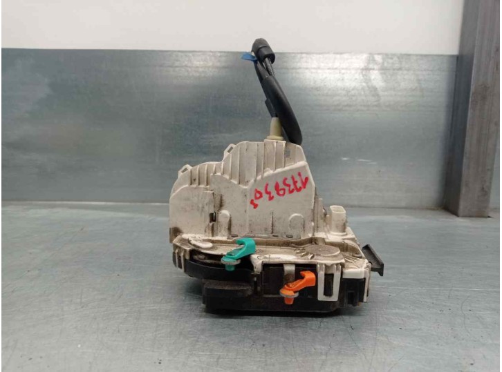 Recambio de cerradura puerta delantera izquierda para dodge avenger se referencia OEM IAM P04589421AE 4 PINES 4 PUERTAS