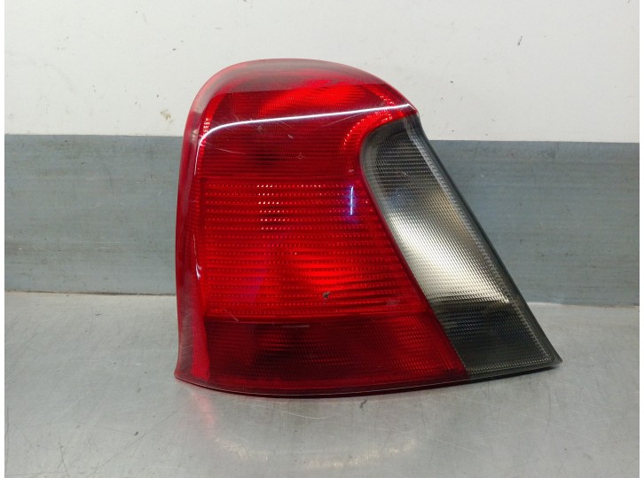 Recambio de piloto trasero izquierdo para mg serie 75 (j/rj) 2.0 16v cdti referencia OEM IAM 263141 4 PUERTAS