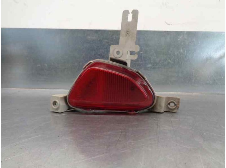 Recambio de faro antiniebla trasero derecho para mazda 2 lim. (de) 1.3 16v cat referencia OEM IAM DF715135YB 