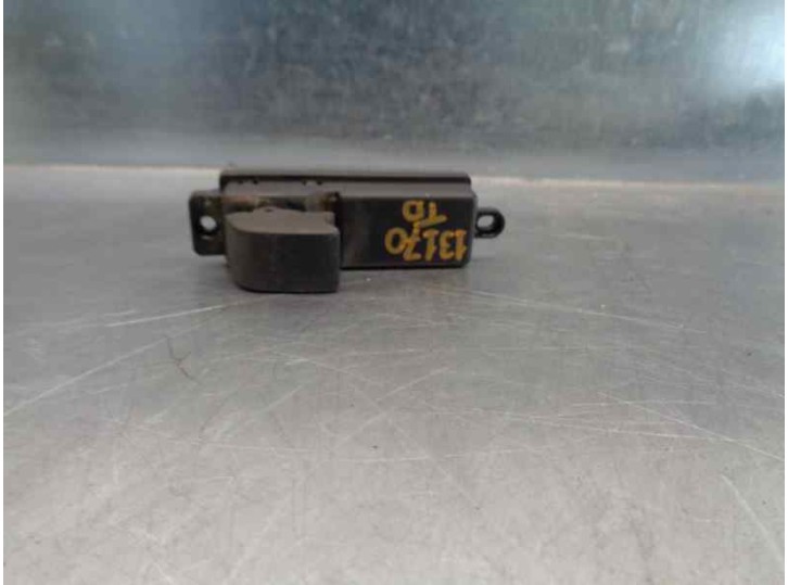 Recambio de mando elevalunas trasero derecho para mazda 2 lim. (de) 1.3 16v cat referencia OEM IAM 