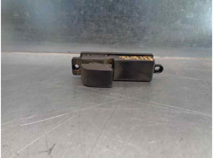 Recambio de mando elevalunas trasero izquierdo para mazda 2 lim. (de) 1.3 16v cat referencia OEM IAM 