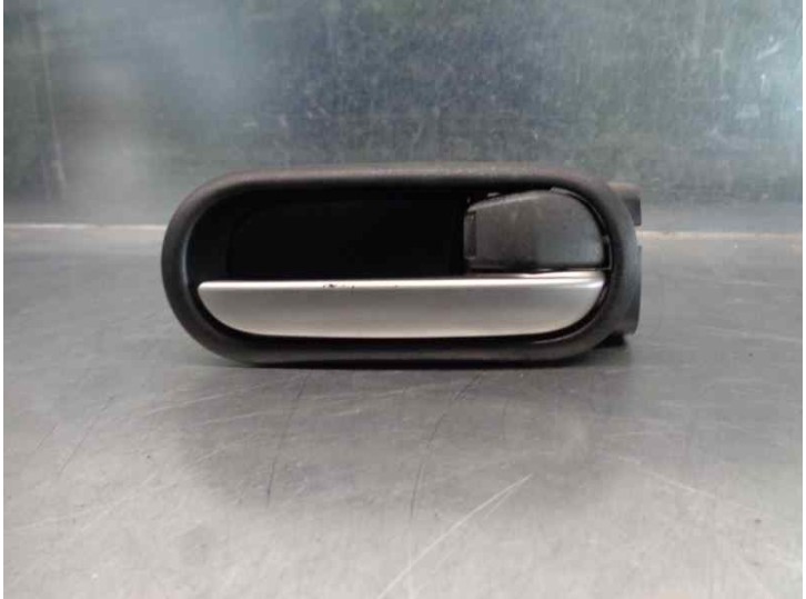 Recambio de maneta interior delantera derecha para mazda 2 lim. (de) 1.3 16v cat referencia OEM IAM D65158330A02 