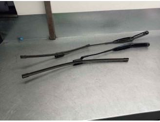 Recambio de brazo limpia delantero derecho para lancia delta (181) gold referencia OEM IAM   