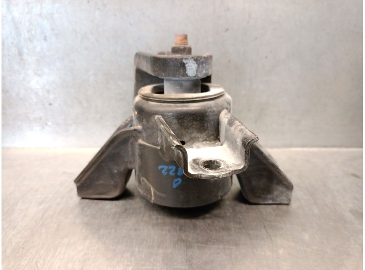 Replacement right engine mount for Hyundai i20 II (GB, IB) 1.2 OEM IAM reference 21810C8000 21810C8000 