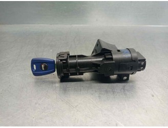 Recambio de conmutador de arranque para lancia delta (181) gold referencia OEM IAM 51793869  