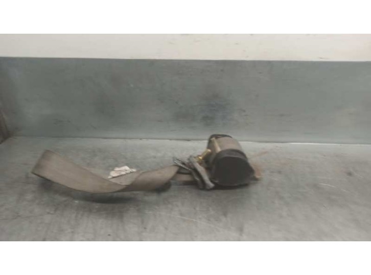 Recambio de cinturon seguridad delantero derecho para renault rapid/express (f40) 1.4 referencia OEM IAM 7702148877 4 PUERTAS