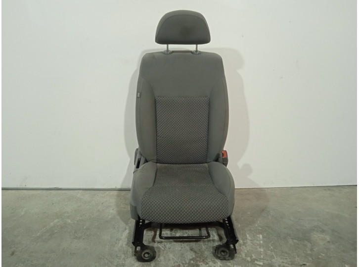 Recambio de asiento delantero derecho para dodge avenger se referencia OEM IAM 50273942 TELA GRIS 4 PUERTAS