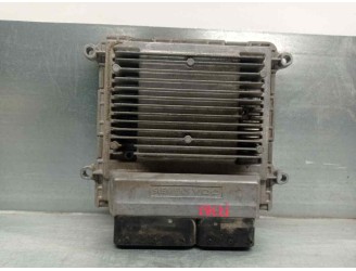 Recambio de centralita motor uce para dodge avenger se referencia OEM IAM P05187244AD A2C53286727 SIEMENS