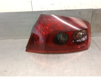 Recambio de piloto trasero derecho para peugeot 407 (6d_) 2.0 hdi 135 (6drhrh, 6drhre, 6drhrg, 6drhrj) referencia OEM IAM 085501