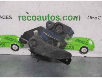 Recambio de maneta interior trasera derecha para opel vivaro 1.9 cdti cat (f9q-760 / l08) referencia OEM IAM 8200004828 91166041