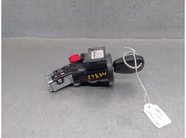 Replacement ignition switch for Dacia Dokker Minivan (KE_) 1.5 dCi (KEAJ, KEAH) OEM IAM reference 285916556R 28591655