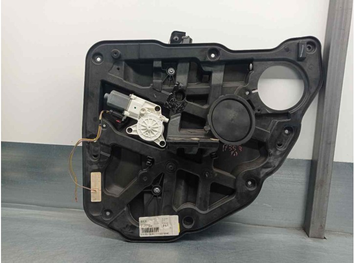 Replacement rear right window regulator for Dodge Avenger SE OEM IAM reference 3021939E 2 PINS 4 DOORS