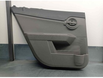 Recambio de guarnecido puerta trasera izquierda para dodge avenger se referencia OEM IAM 1000381004XDB  