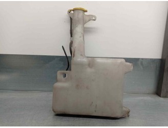 Recambio de deposito limpia para dodge avenger se referencia OEM IAM 05116026AC 