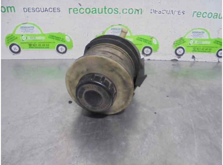 Recambio de deposito servo para opel vivaro 1.9 cdti cat (f9q-760 / l08) referencia OEM IAM 7700840252  