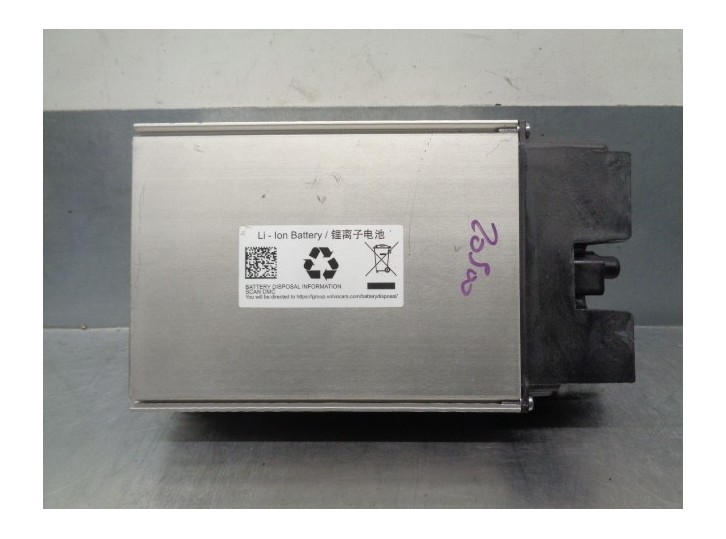 Recambio de bateria para volvo xc60 referencia OEM IAM 32400883 524241801 BATERIA LI-ION