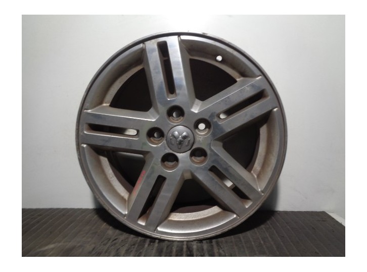 Recambio de llanta para dodge avenger se referencia OEM IAM 0XX67TRMAA R17X6.5J40 ALUMINIO 10P